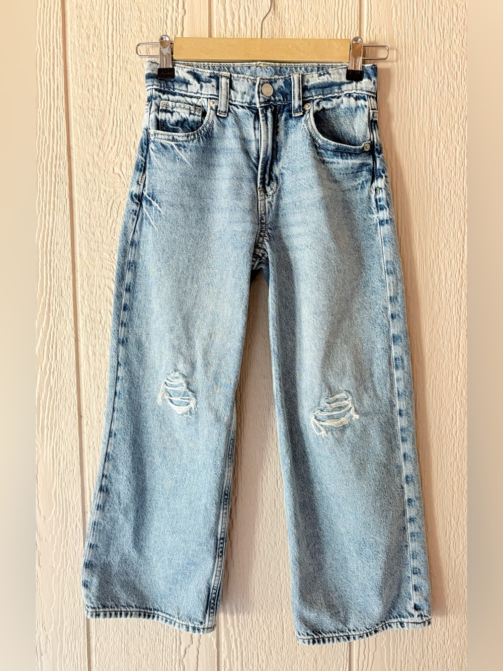 Gap Kids Girls Low Stride Wide Leg Distressed Jeans Size 8/9 Light Medium Wash